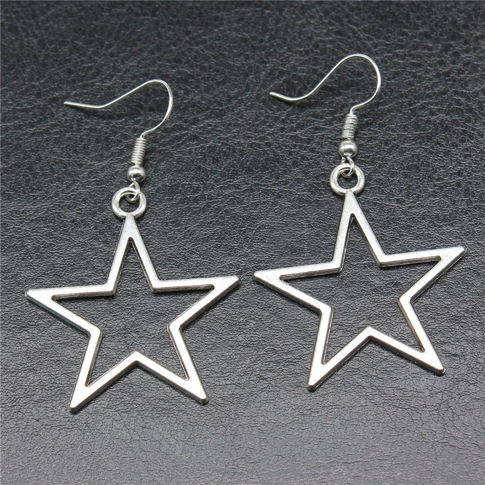 Carmiora - Zeitlose Star-Hollow-Ohrringe