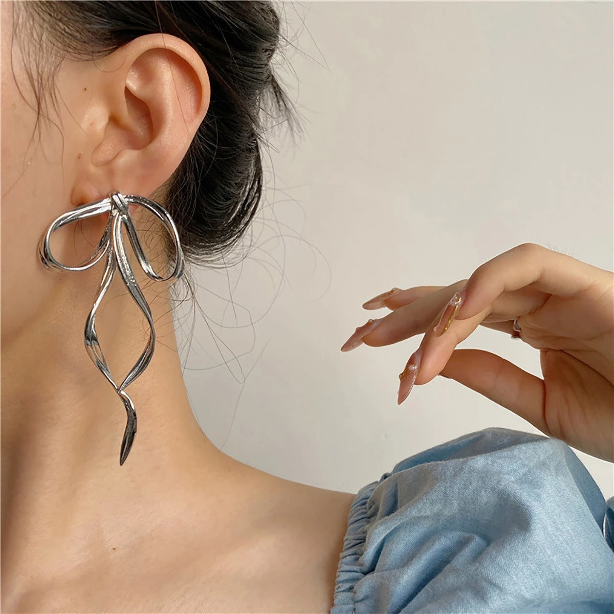 Carmiora - Raffinesse Schleifenknoten-Ohrringe