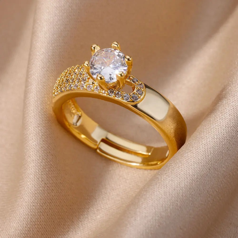 Carmiora - Geometrische Zirkon Ringe