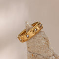 Edelstahlring mit Sonnenstrahlen-Strass