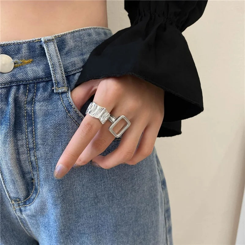 Carmiora - Geometrische elegante Ringe