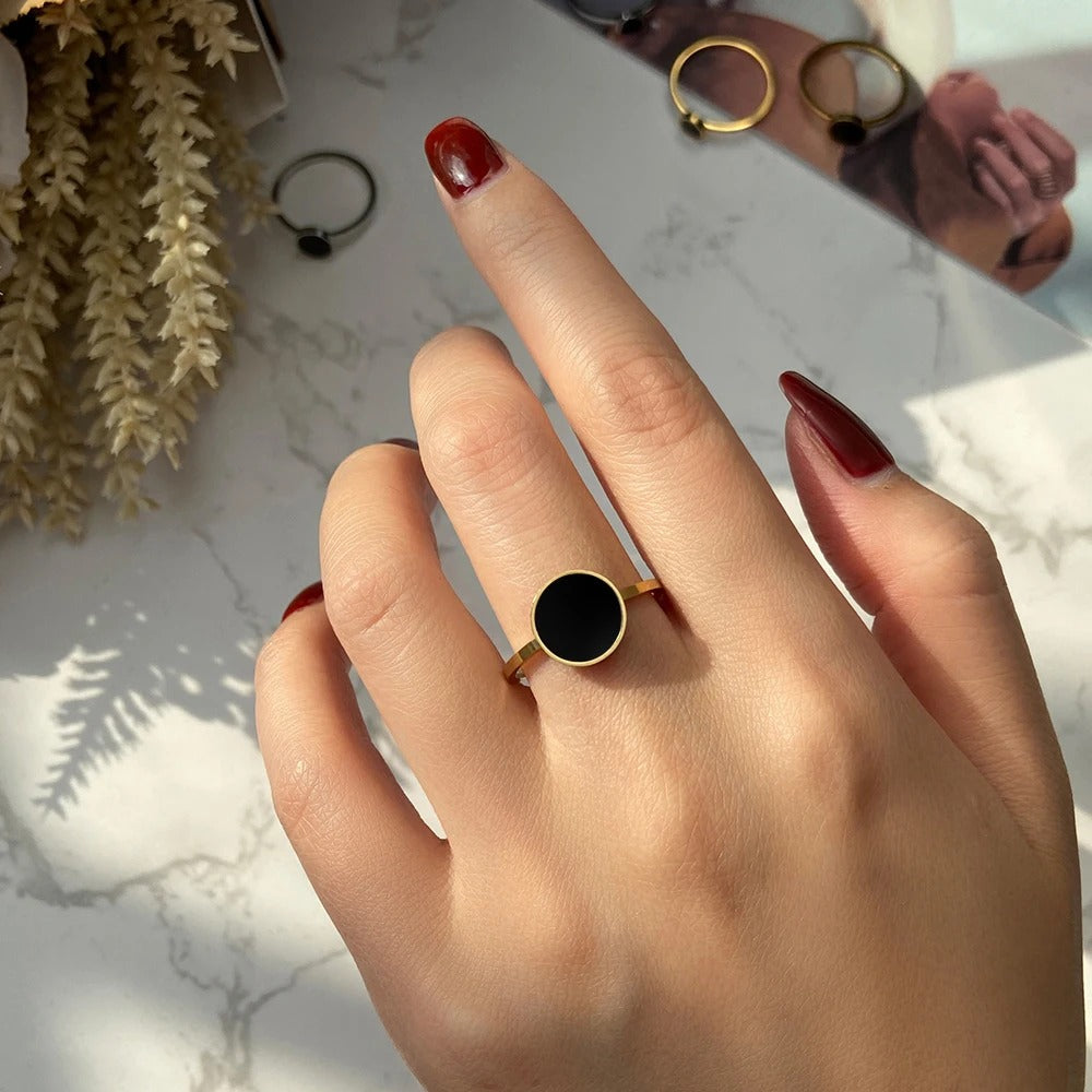 Carmiora - Einzigartiger Schwarzem Stein Ring