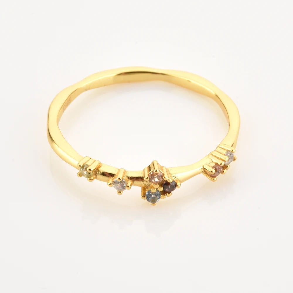 Chavri - Bezaubernder Zirkonia-Charm-Ring