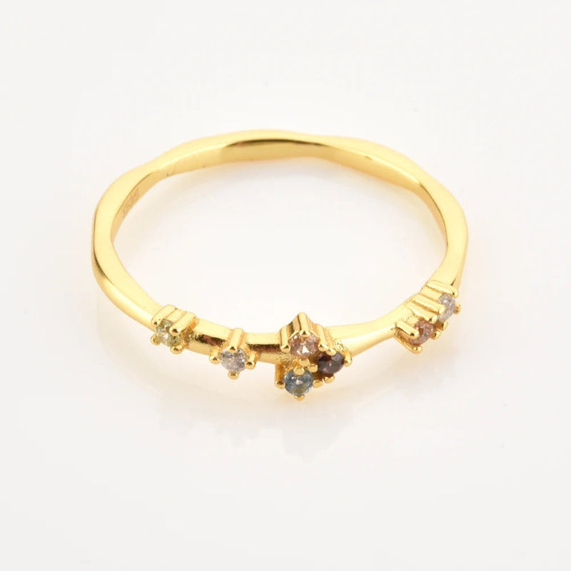 Chavri - Bezaubernder Zirkonia-Charm-Ring