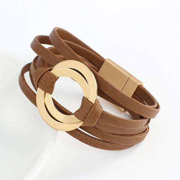 Mehrlagige Boho-Armbänder mit runder Schnalle