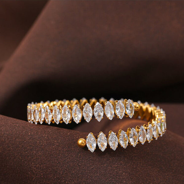 Offenes verstellbares Armreif mit Zirkonia Dekor