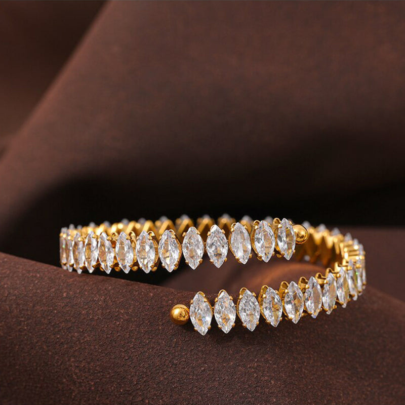 Offenes verstellbares Armreif mit Zirkonia Dekor