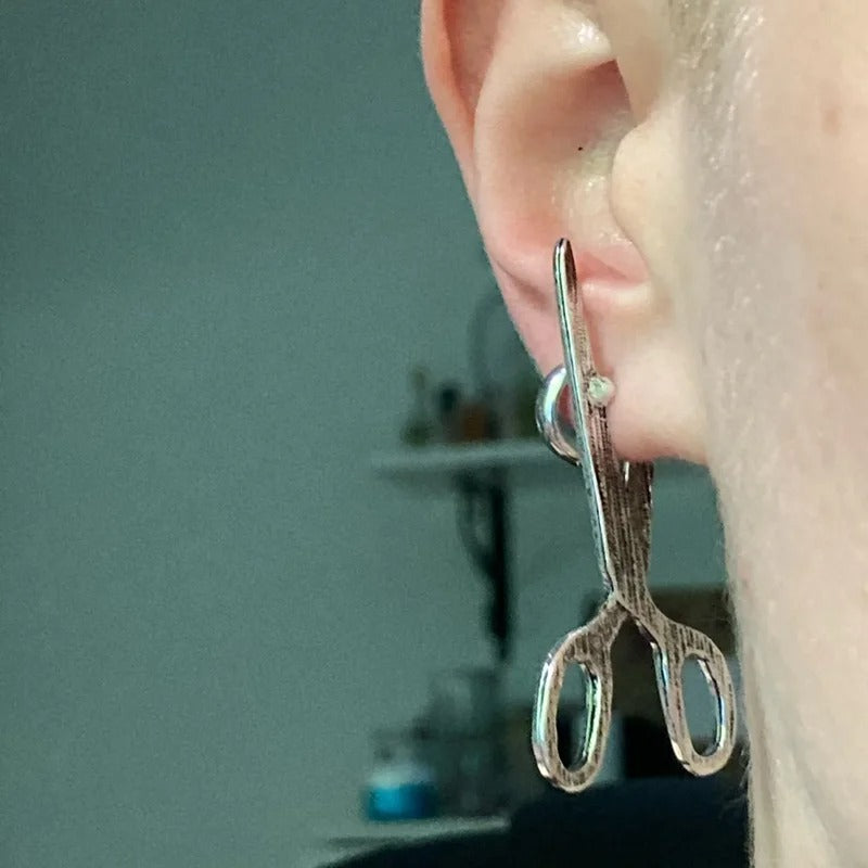 Carmiora - Zeitlose Gothic-Ohrstecker