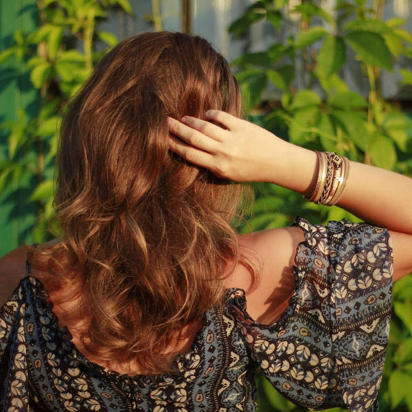 Mehrschichtige böhmische Perlenarmbänder für den Sommer