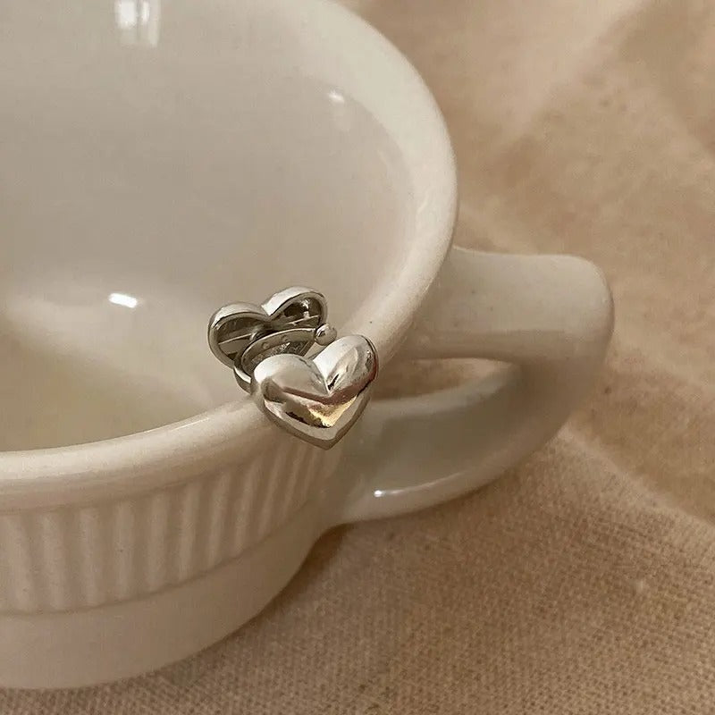 Chavri - Zeitlose herzförmige Clip-Ohrringe