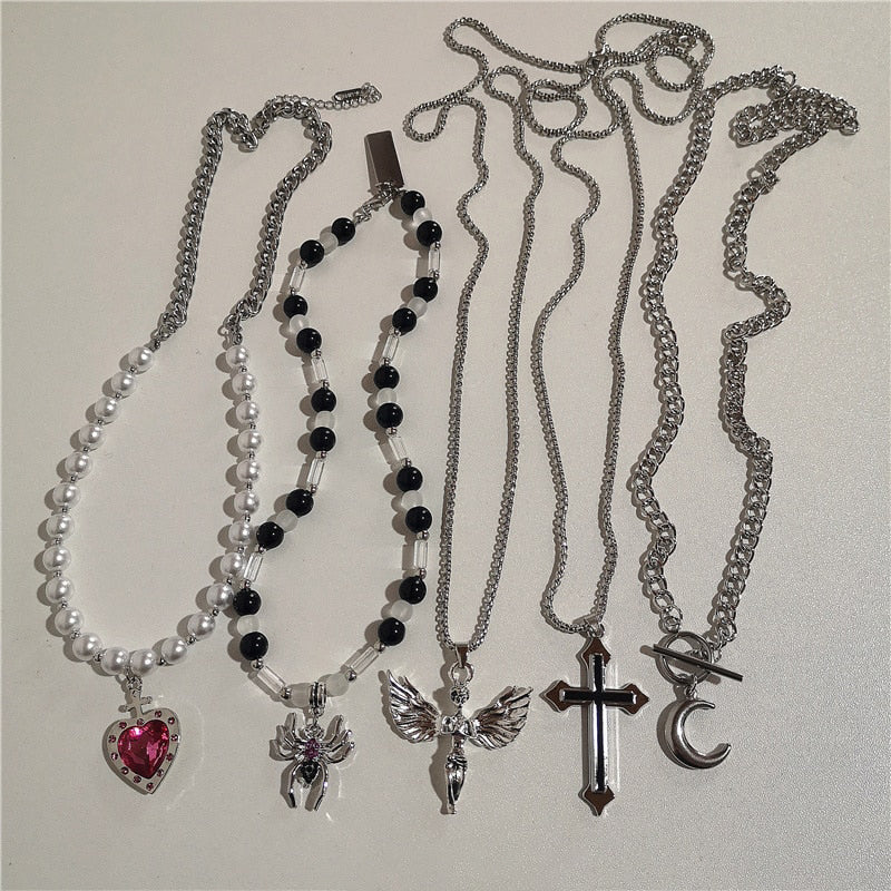 Choker-Halskettenkollektion im Vintage-Stil mit Gothic-Charm