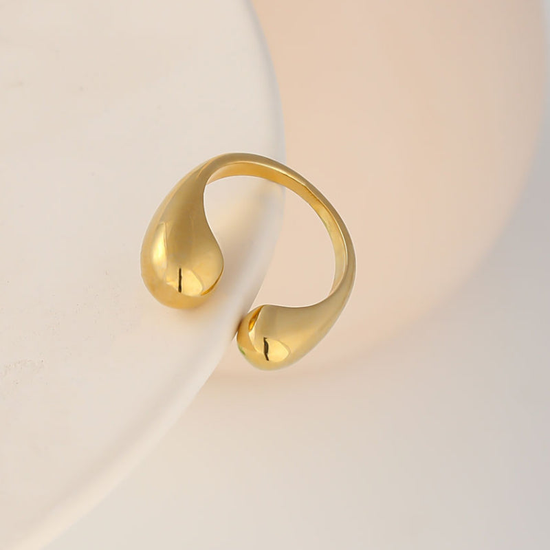 Minimalistischer geometrischer offener Modering