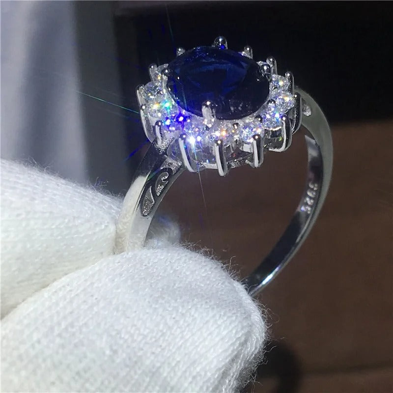 Carmiora - Luxuriösen Zirkonia-Ring