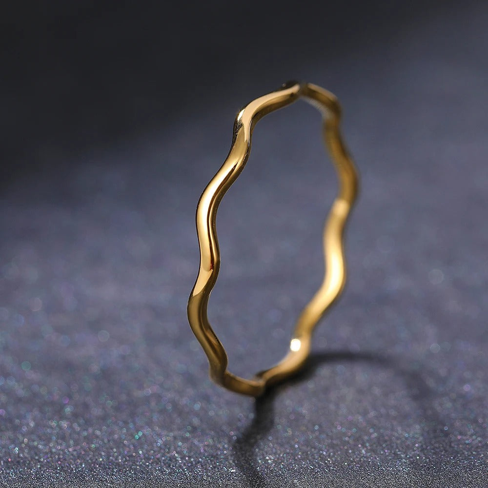 Carmiora - Exquisit Meereswellen-Ring