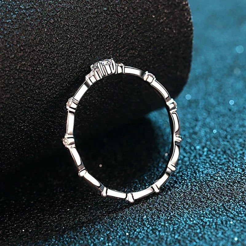Chavri - Silber Moissanit Ring