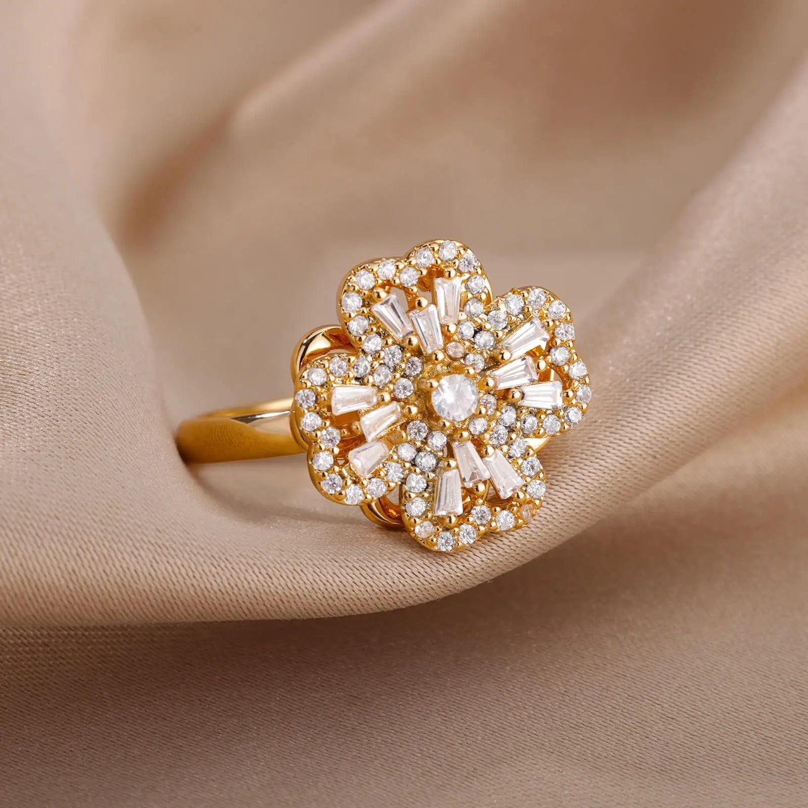 Carmiora - Drehendes vierblättriges Kleeblatt Ring