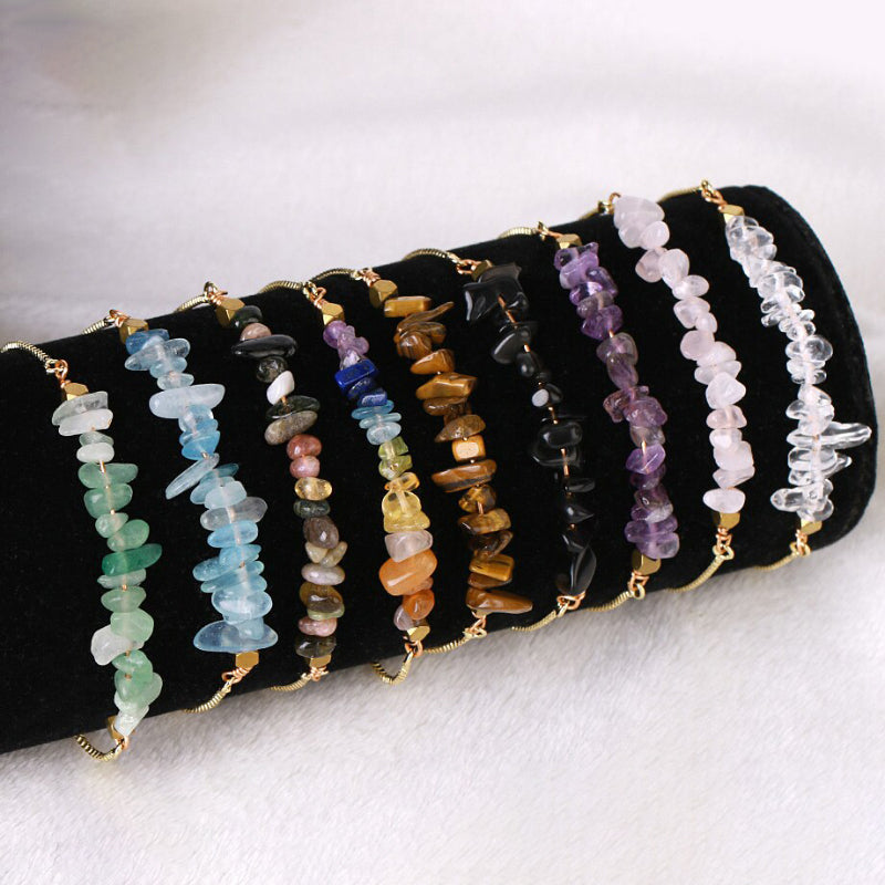 Natürliche Steinsplitter für Balance- und Heilarmbänder