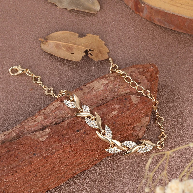 Carmiora - Verwunschen Blätter Geflochtene Armbänder