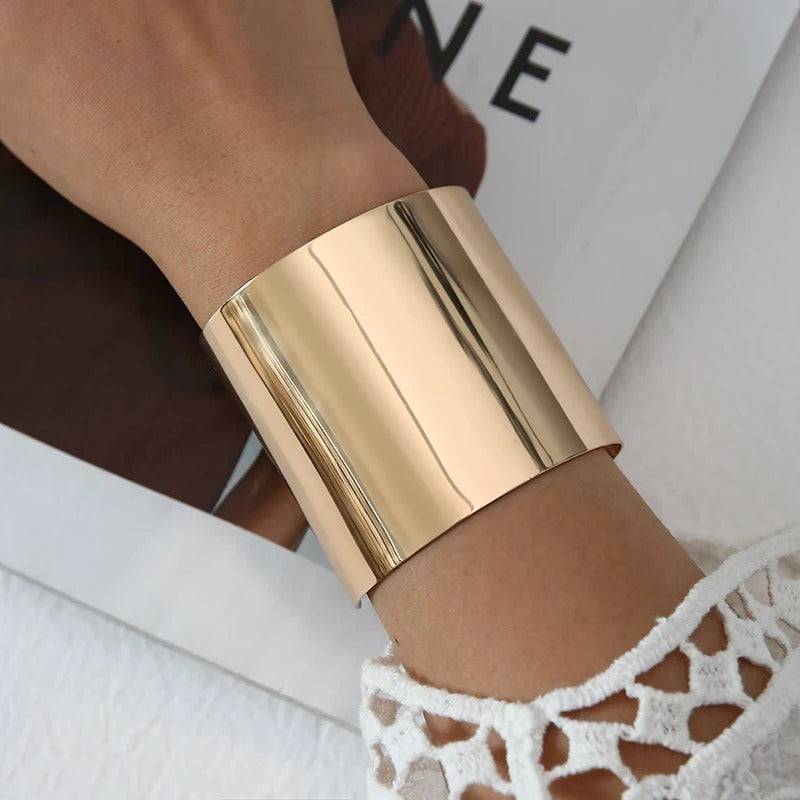 Carmiora - Boho Breites Manschettenarmband