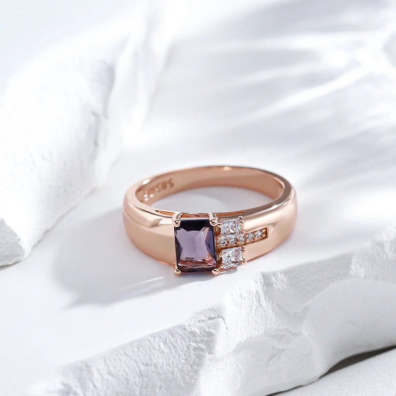 Carmiora- Natürlicher Zirkon Ring