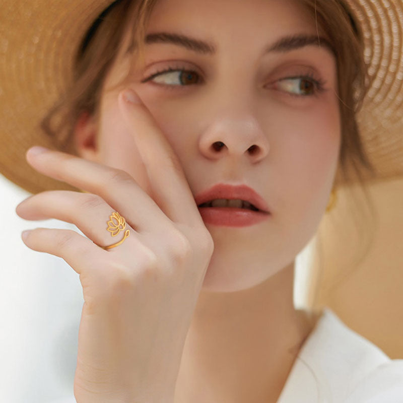 Verstellbare Ringe aus Edelstahl mit Lotusblüte
