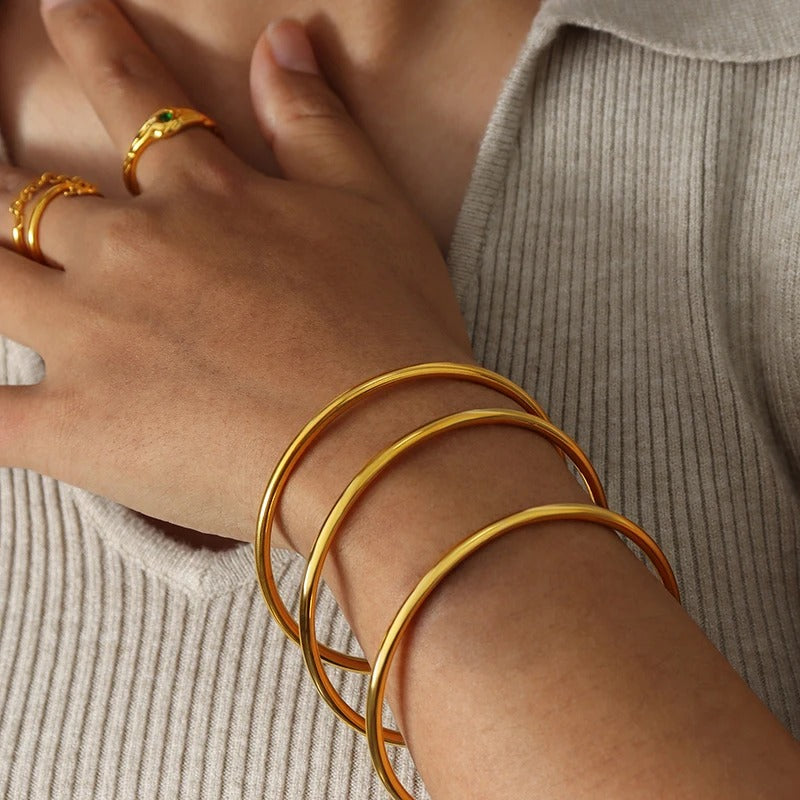 Rundes minimalistisches Edelstahlarmband für Damen