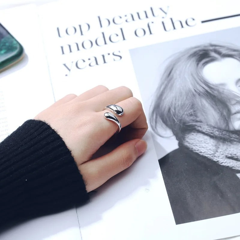 Chavri - Verstellbarer schlanker Ring