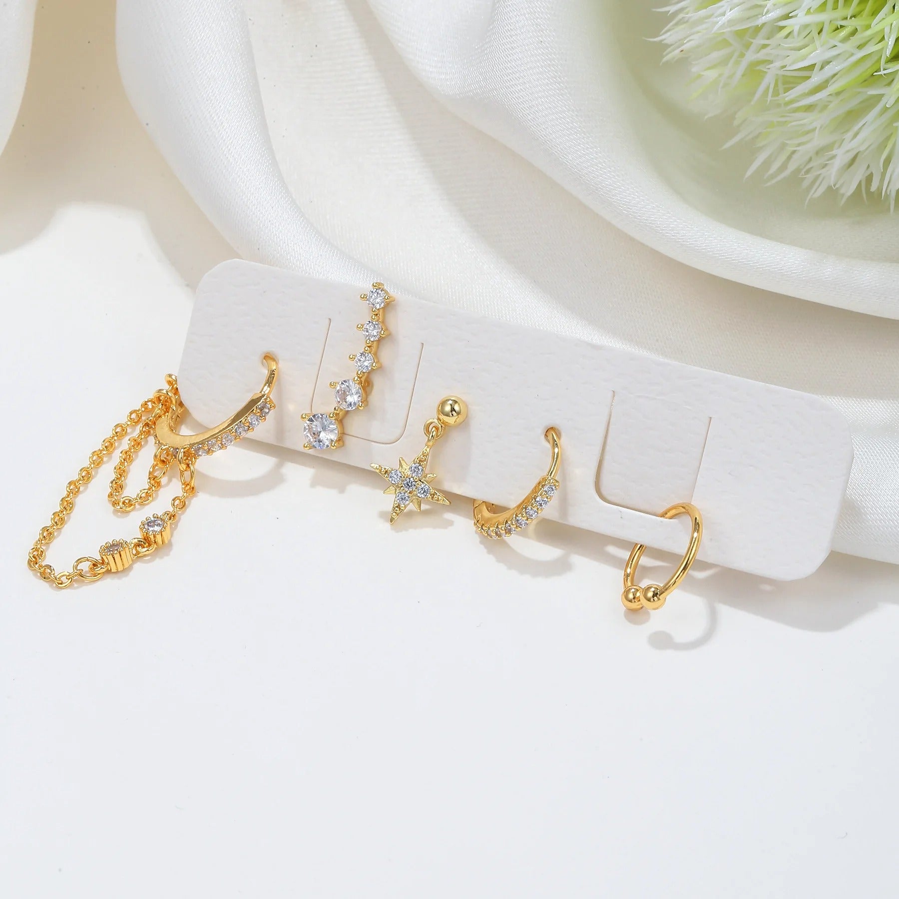 Chavri - Kettenohrringe Baumelnd