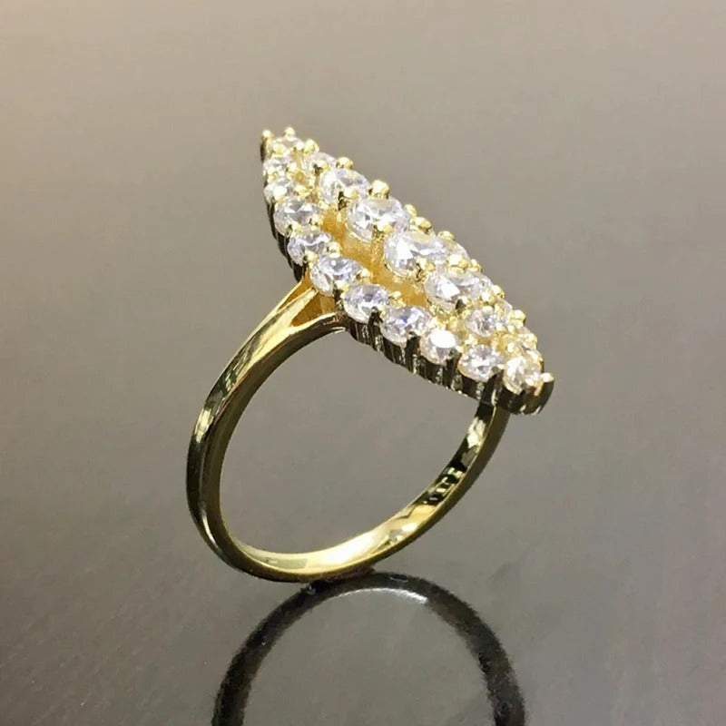 Carmiora - Hyperbolische Ringe