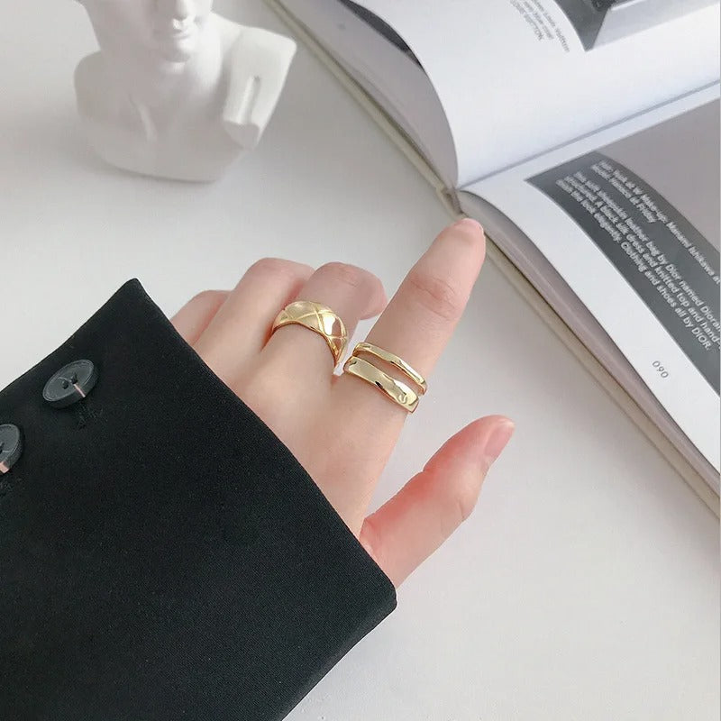 Carmiora - Sophisticated Geometrischer Twist-Ring