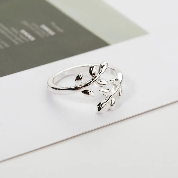 Carmiora - Blattförmig-künstlerischer Ring