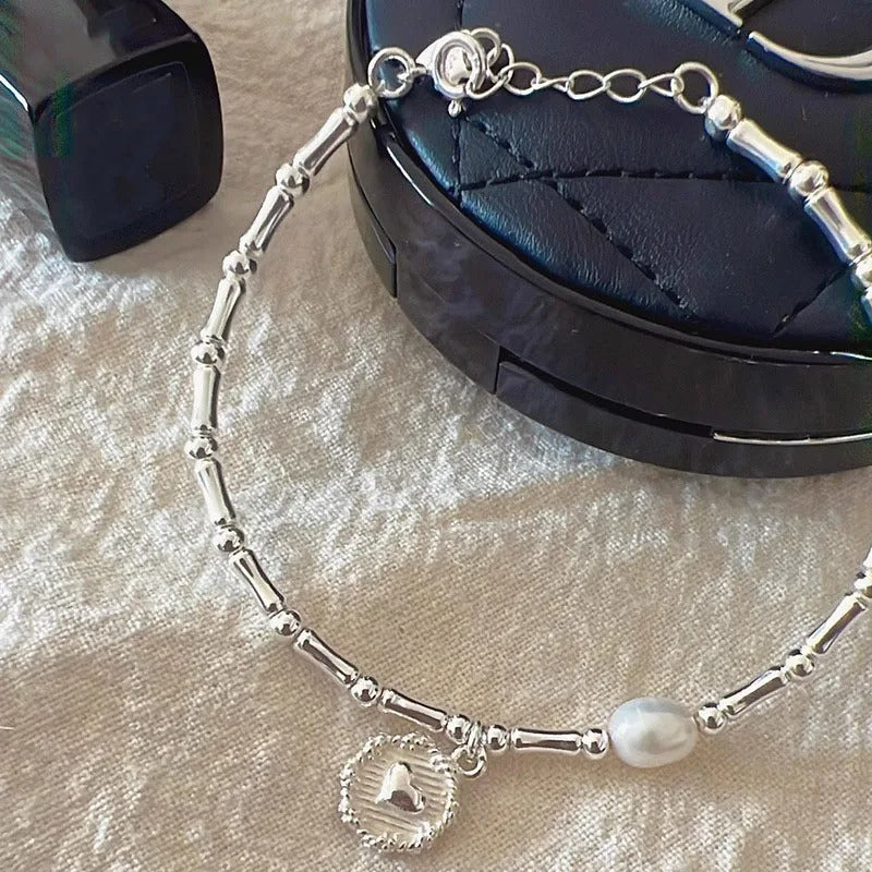 Carmiora - Elegantes Gedrehtes Armband