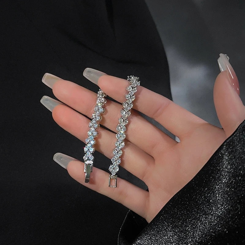 Carmiora - Geflochtenes Blatt-Armband