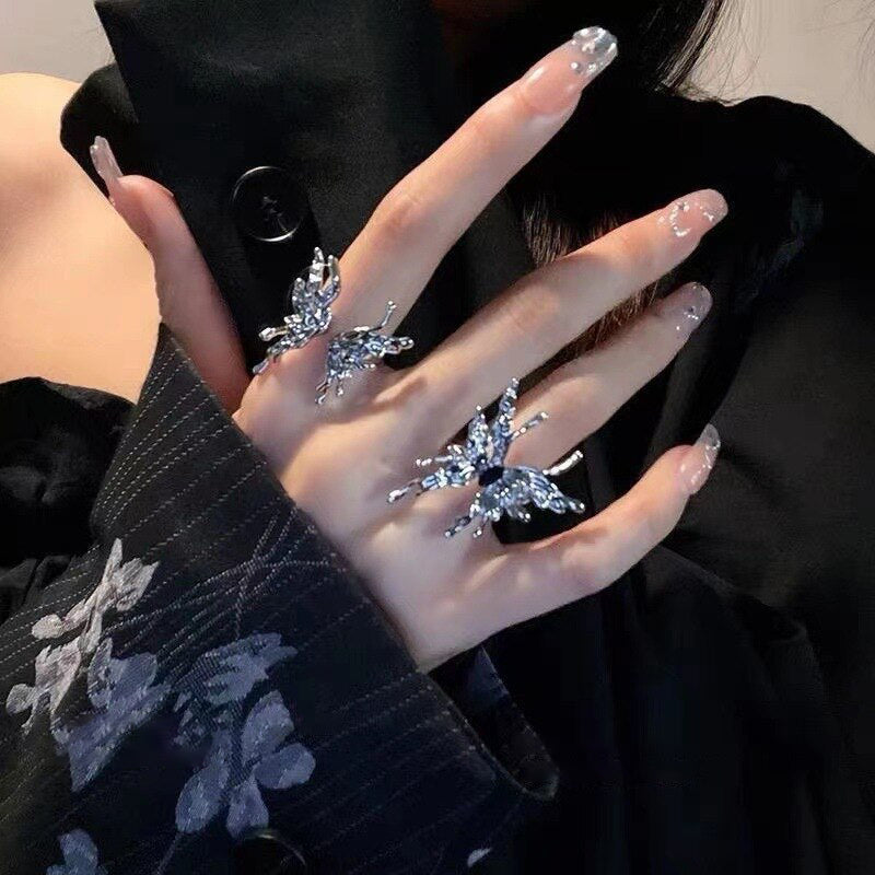 Trendy, von der Gotik inspirierte, verstellbare Ringkollektion für Damen