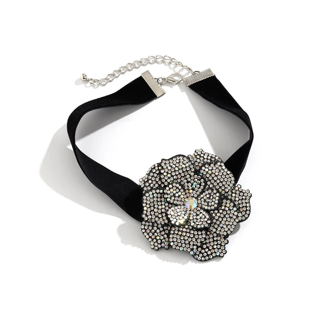 Carmiora - Strass-Rosen-Kropfband