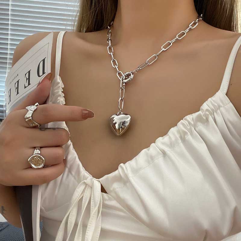 Statement-Halskette mit Herz-Anhänger