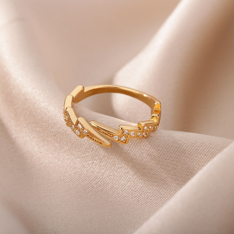 Stapelbare und verstellbare minimalistische Ringkollektion aus Gold und Silber