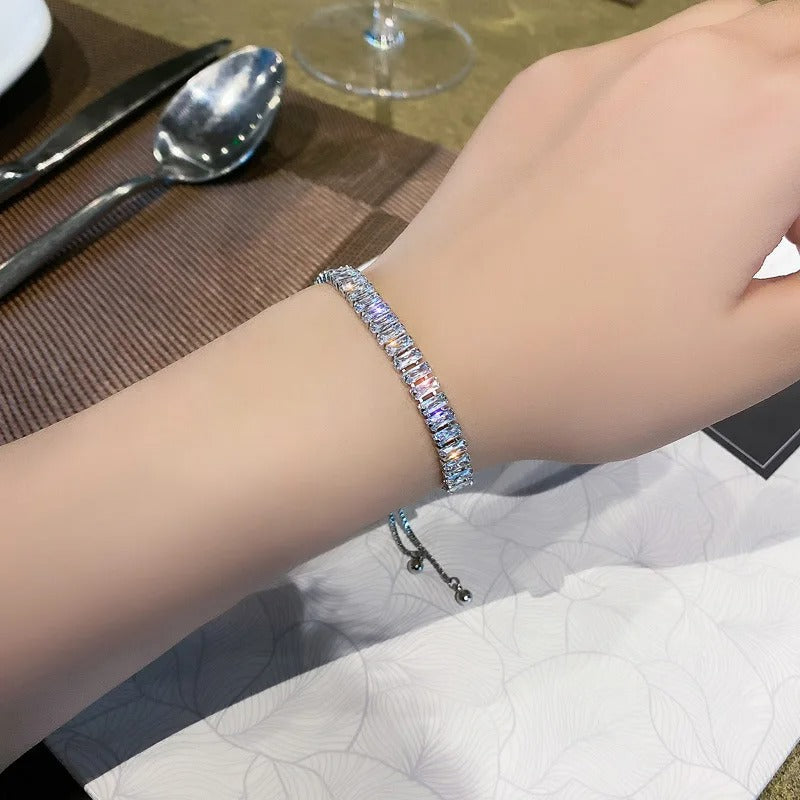 Carmiora - Glitzerndes Strass Glam Armband