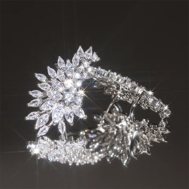 Chavri - Mystisch funkelnde Ohrringe