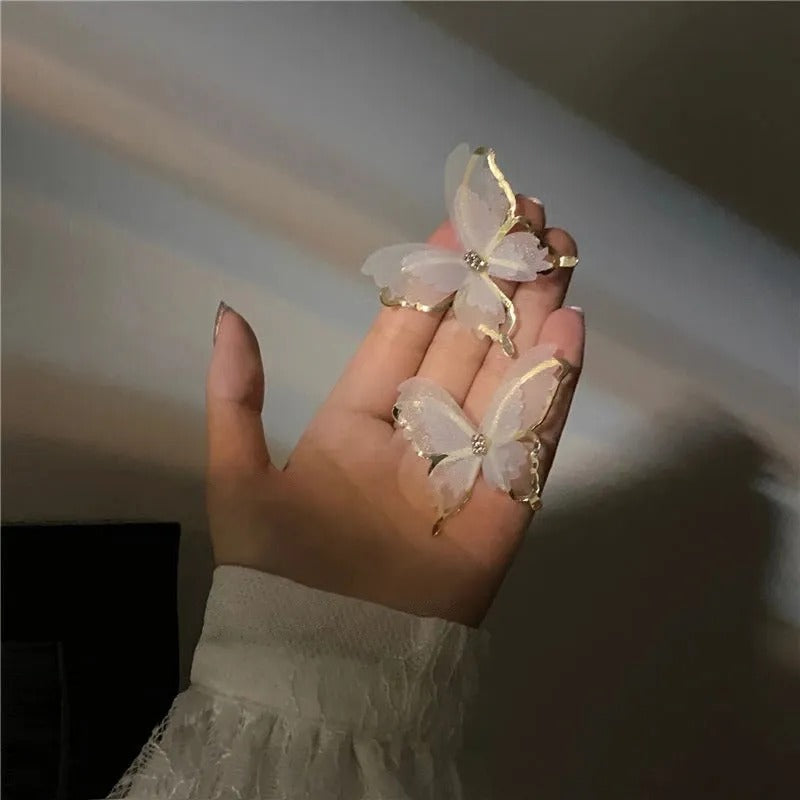 Exquisite Ohrstecker mit Schmetterlings-Motiv aus Spitze für Damen