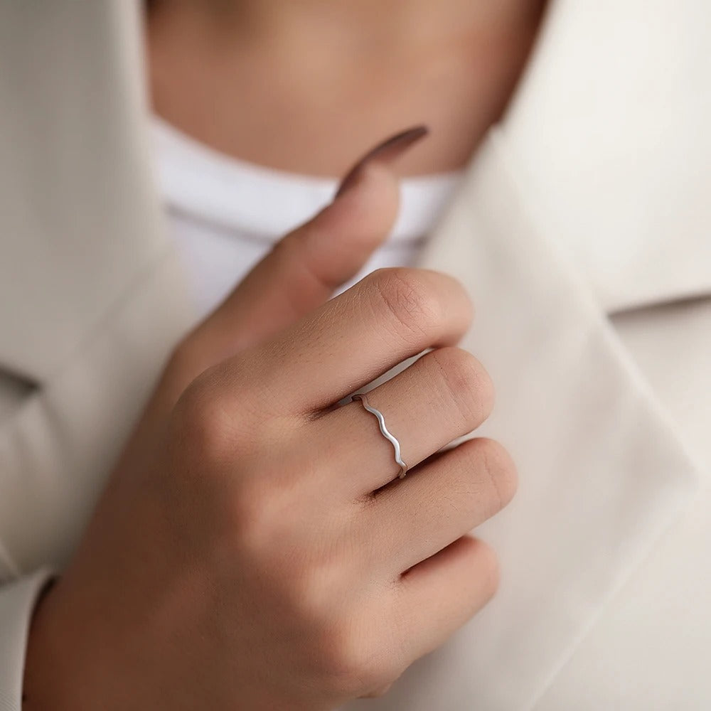 Carmiora - Exquisit Meereswellen-Ring