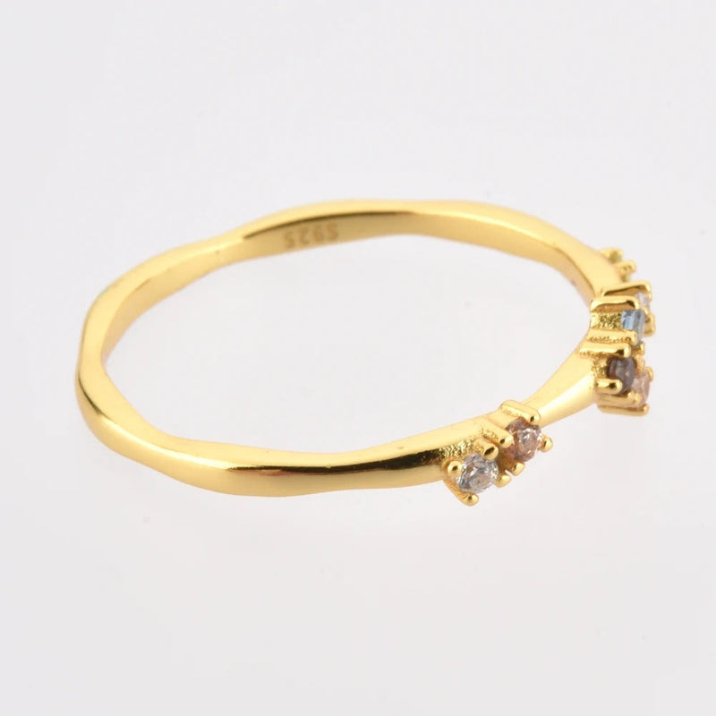 Carmiora - Bezaubernder Zirkonia-Charm-Ring