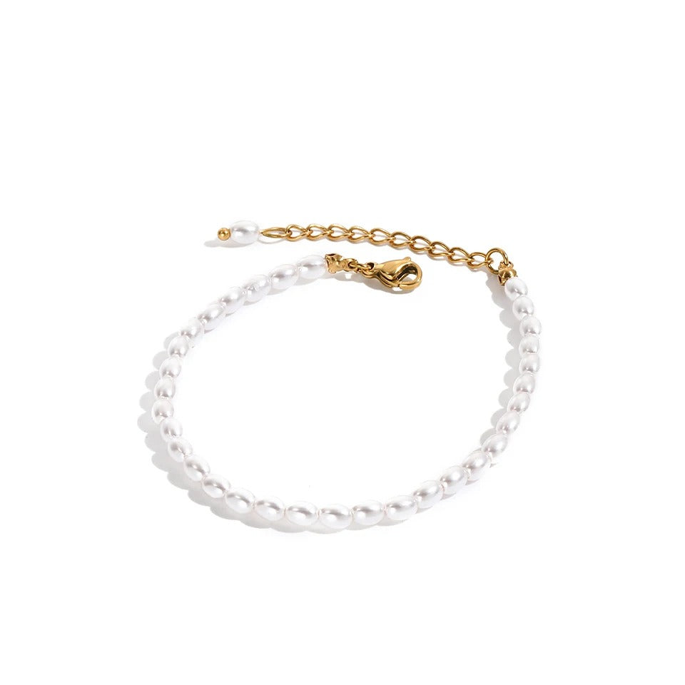 Carmiora - Ovales Perlenarmband
