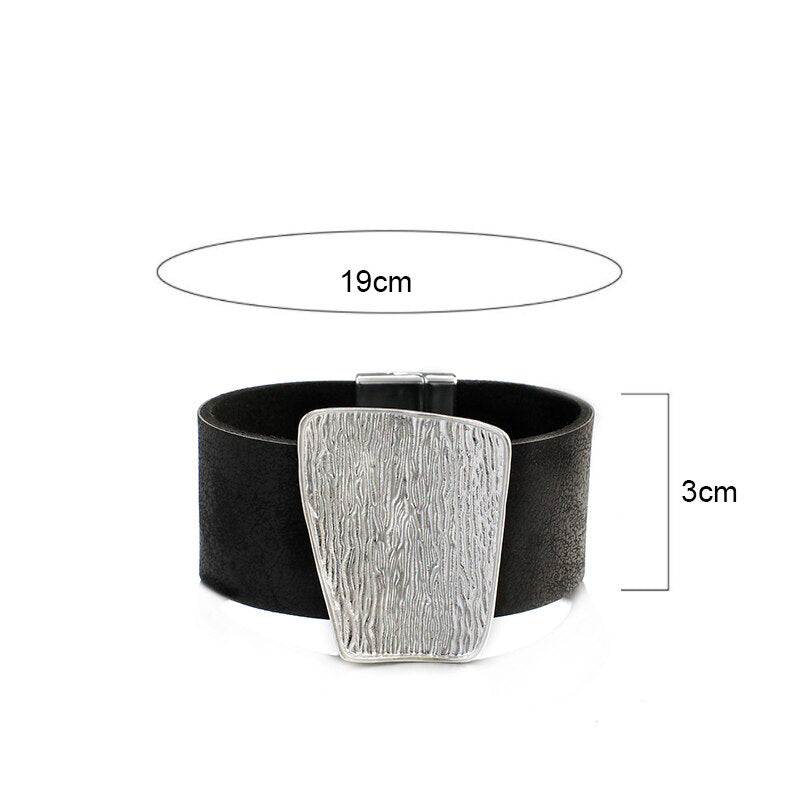 Minimalistische Armbänder mit breiter Wickelschnalle