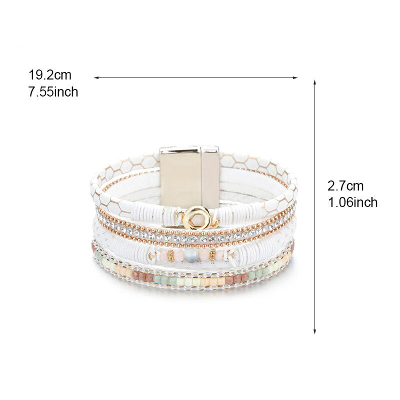 Schickes weißes mehrlagiges Bohemian-Armband