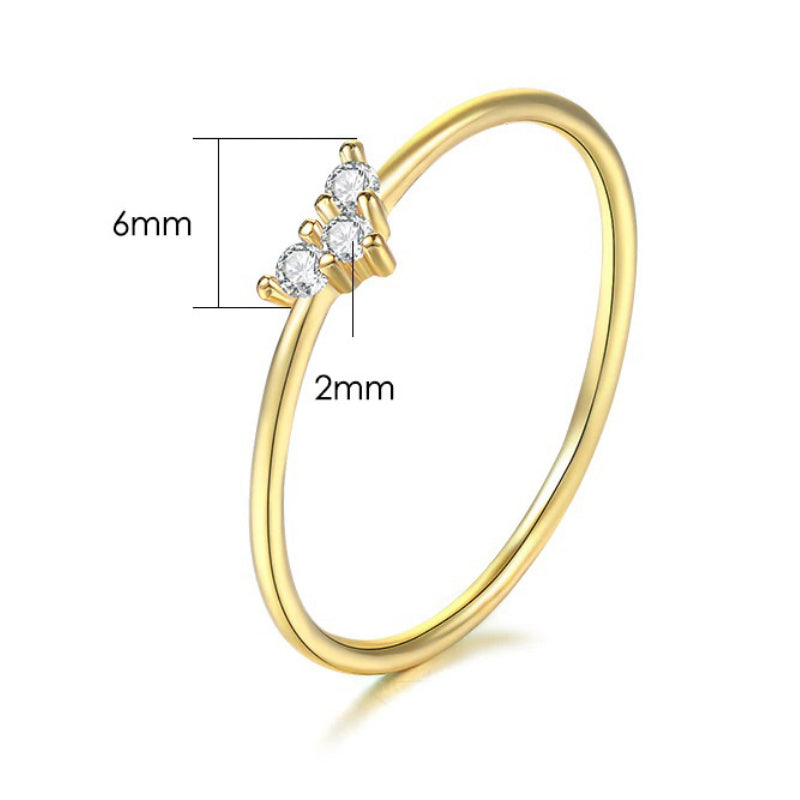 Verlobungsringe mit Mini-Herzen und Strasssteinen