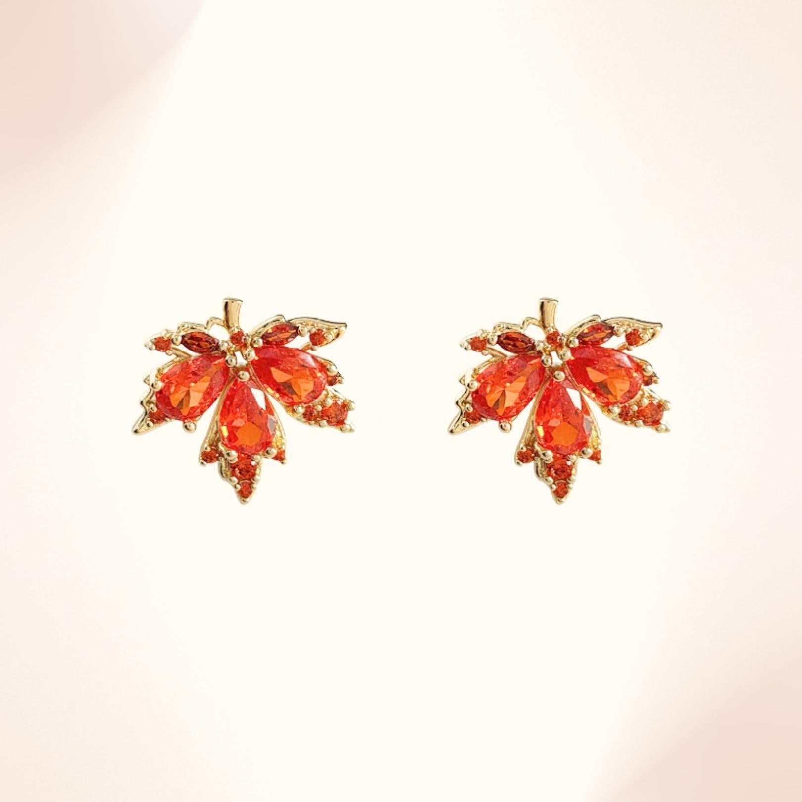 Ohrstecker mit Ahornblatt