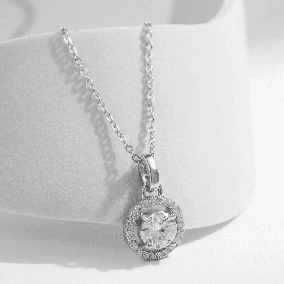 Moissanit-Halskette – Halskette mit Moissanit-Brilliant-Anhänger