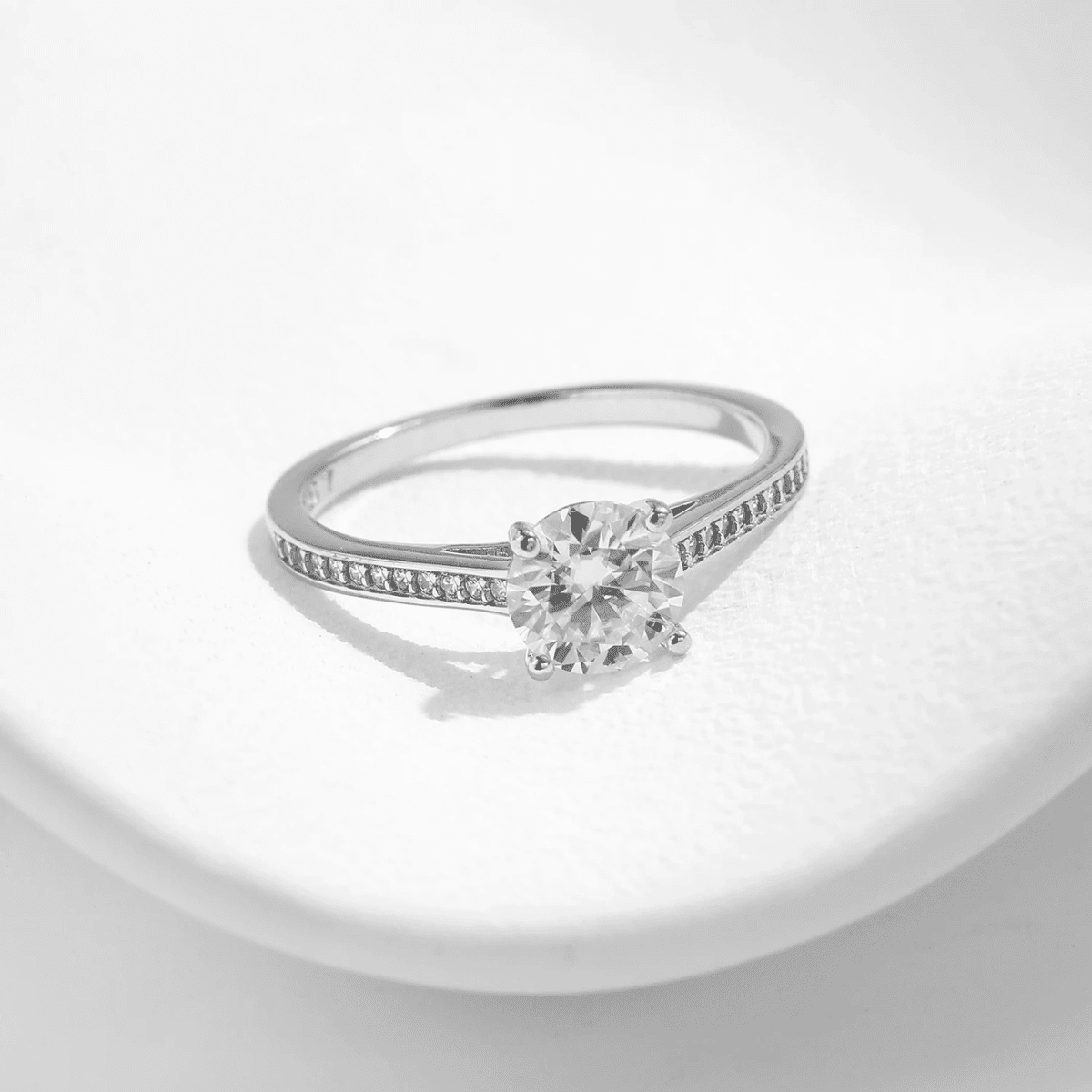Moissanite Splendor Solitärring