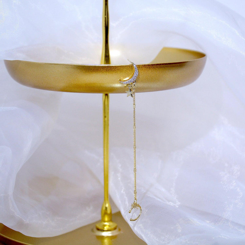 Mond und Stern Ohrring